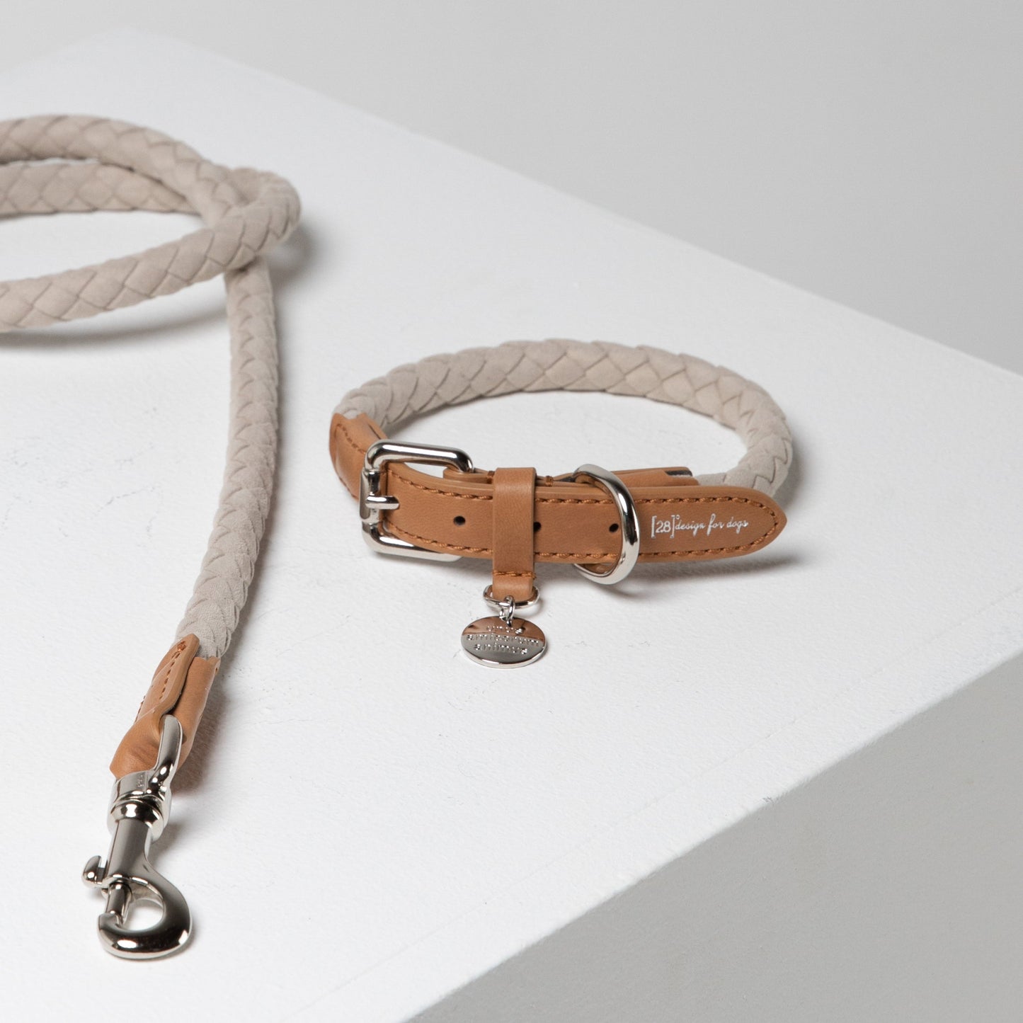 Ferdinando - Microfiber Collar by 2.8