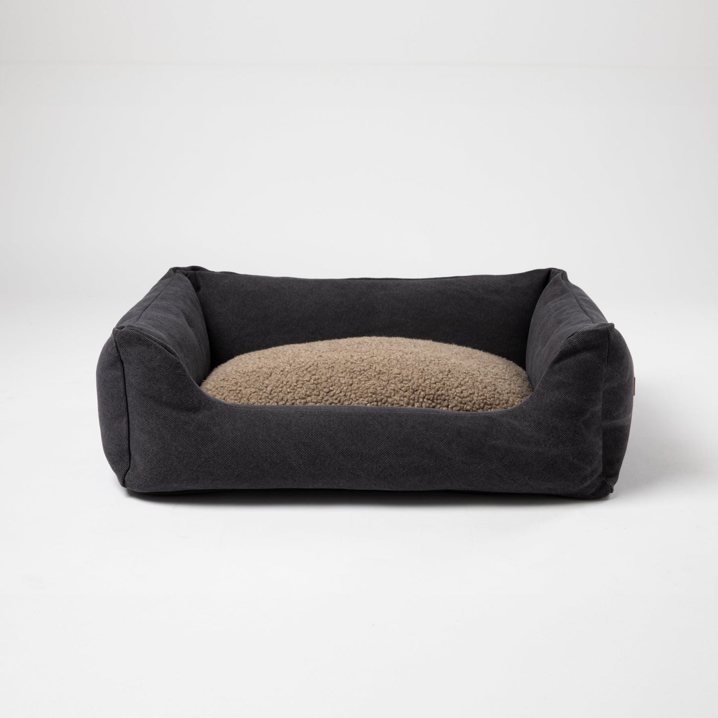 Henri - Organic Cotton Dog Bed by 2.8