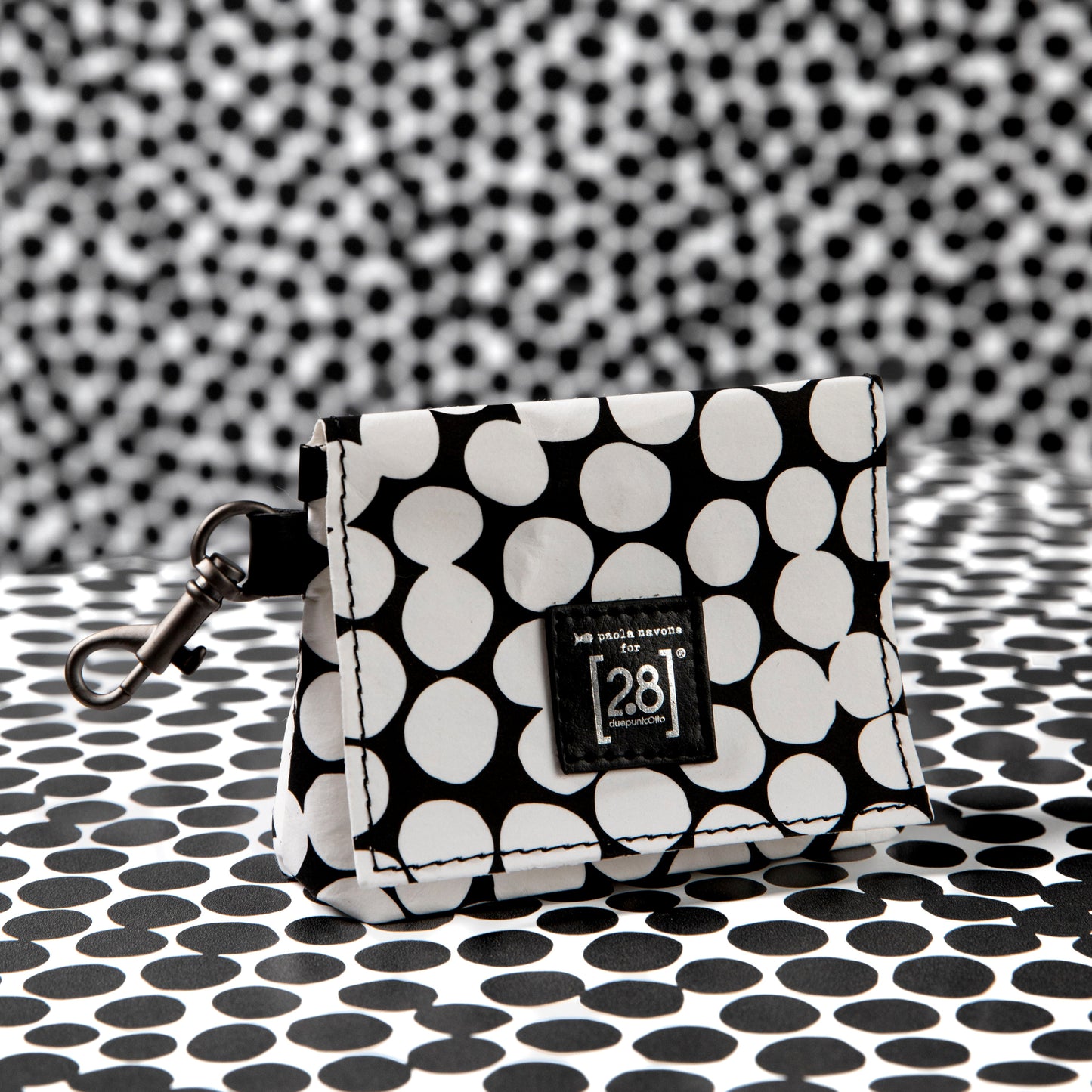 Oliviero Dotto by Paola Navone - Poop Bag Holder by 2.8