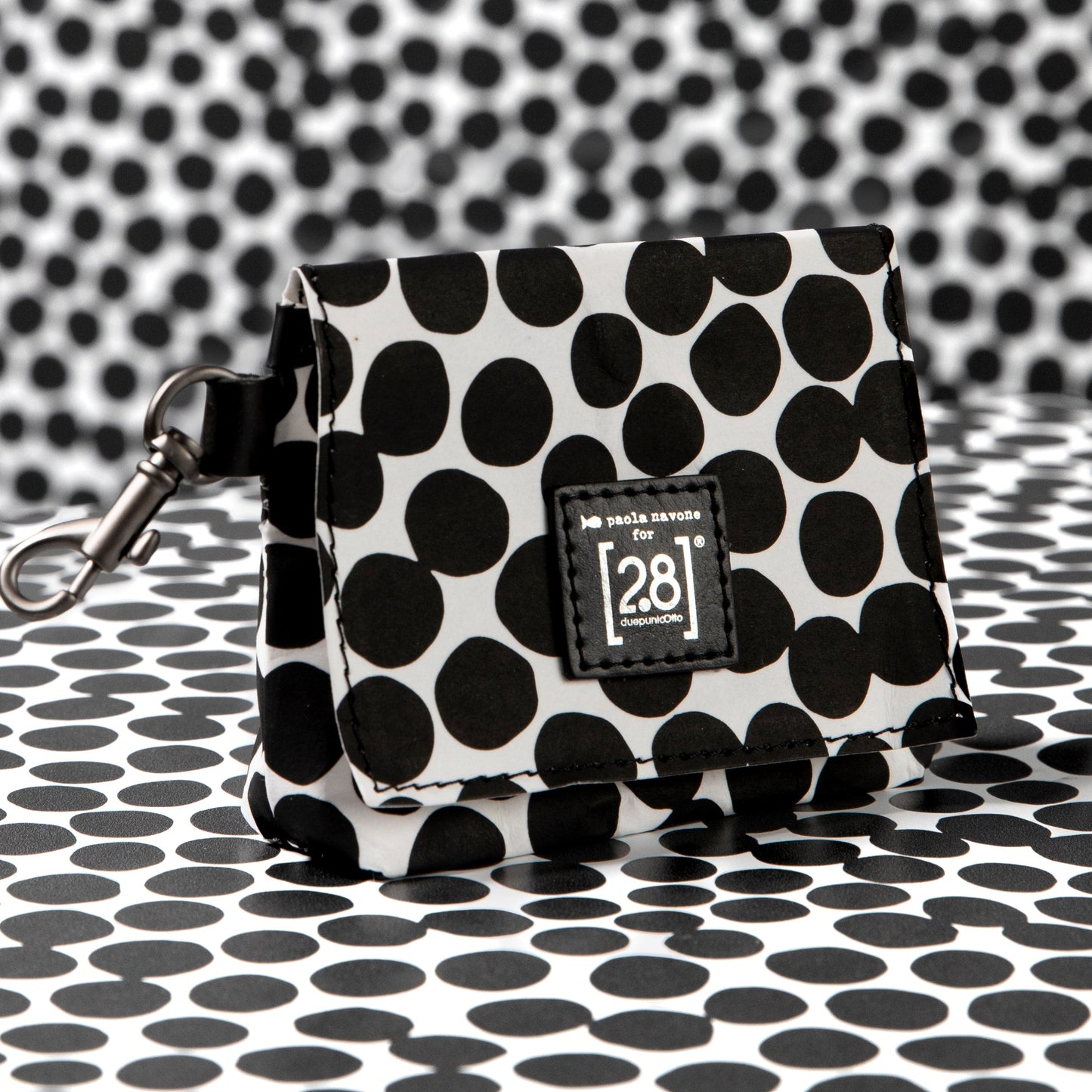 Oliviero Dotto by Paola Navone - Poop Bag Holder by 2.8