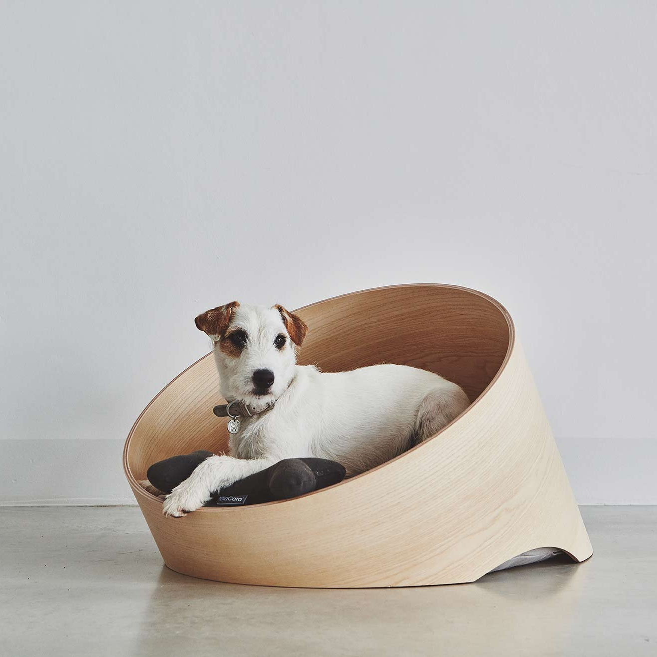 Covo - Dog Basket by MiaCara