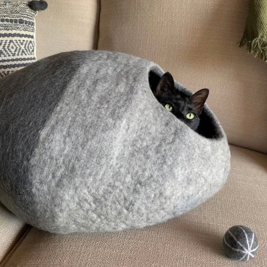 Lacova Limited Edition - Cat Furniture by Mishum